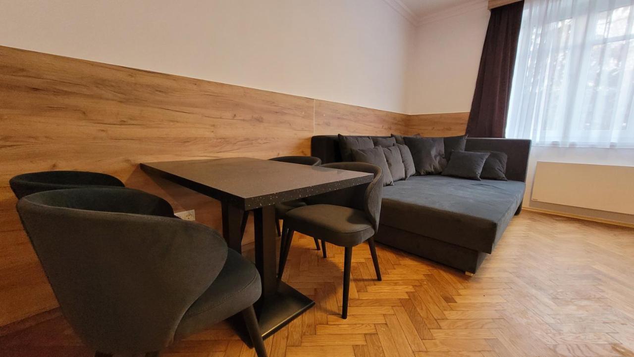 Vienna Premium Apartments - Self Check-In Buitenkant foto